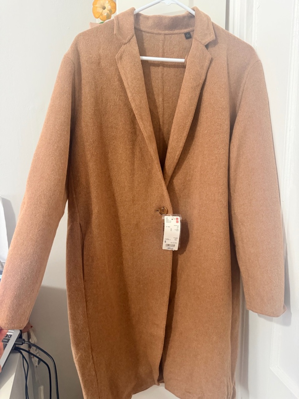 Uniqlo Camel-Color Single-Button Trench Coat
